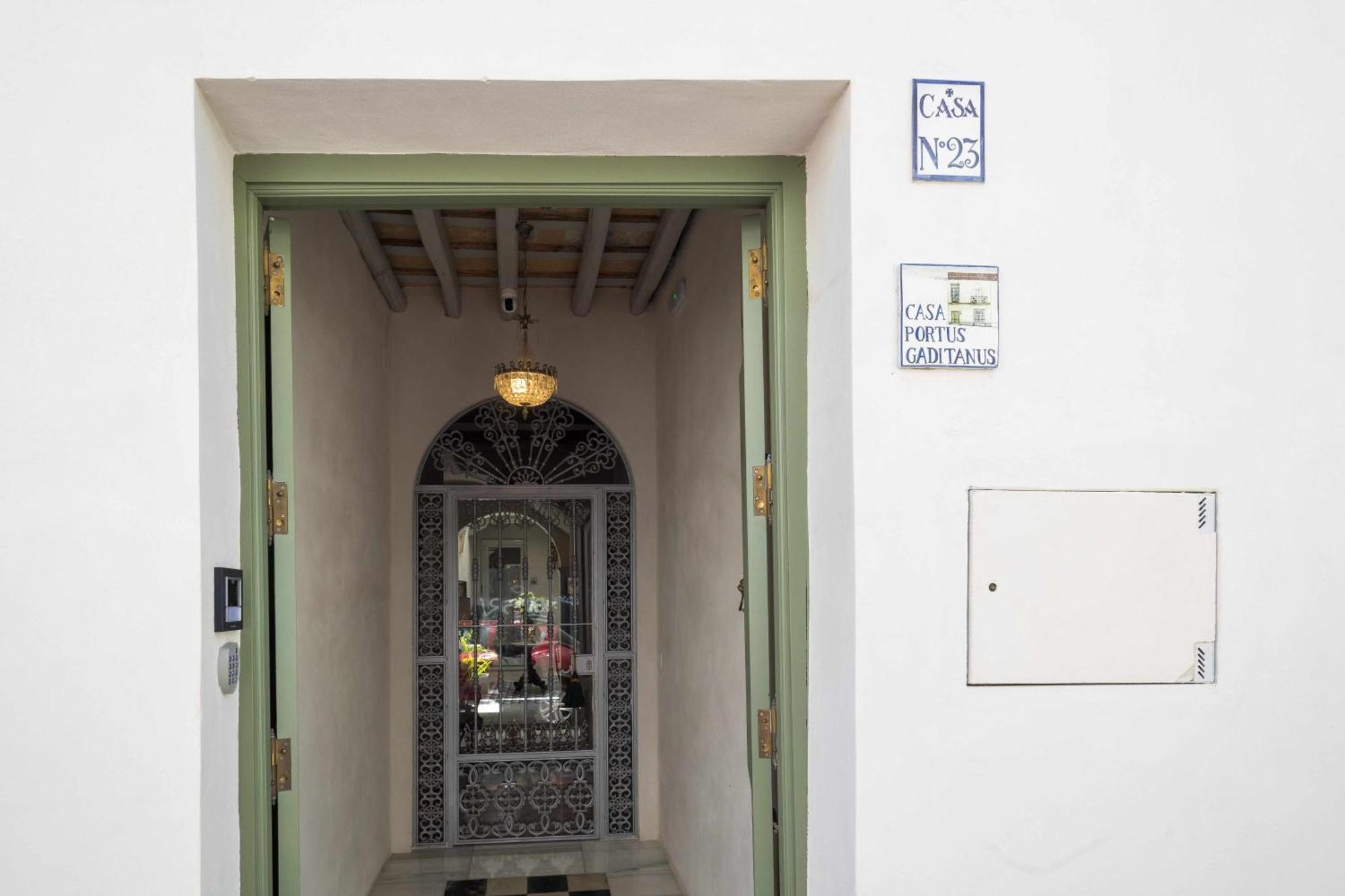 Casa Portus Gaditanus S XVIII Patio Andaluz El Puerto de Santa María Quarto foto