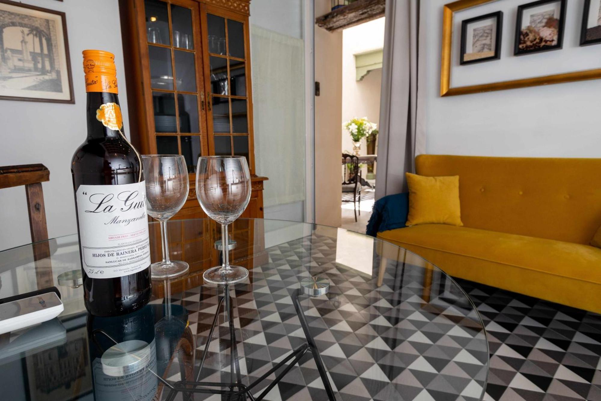 Casa Portus Gaditanus S XVIII Patio Andaluz El Puerto de Santa María Quarto foto